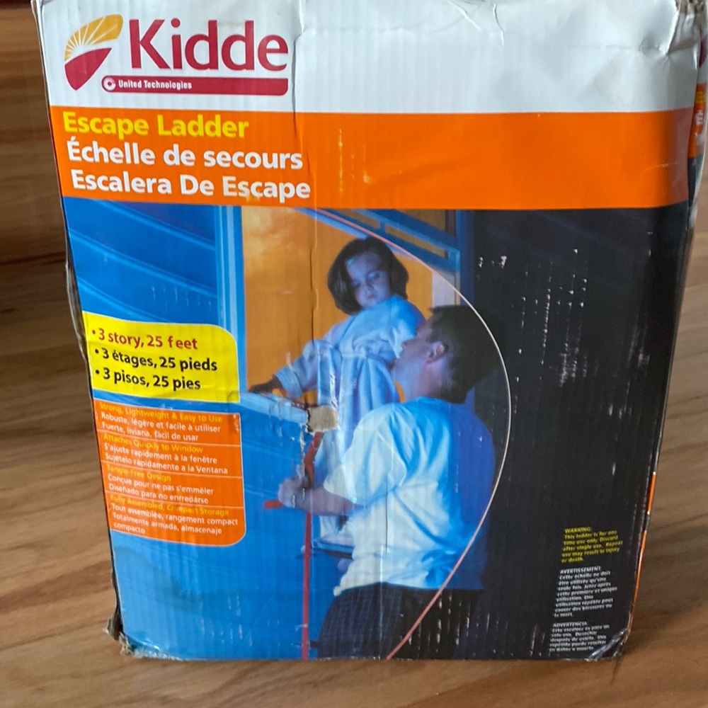 Brand new never used Kidde Escape ladder 25ft
